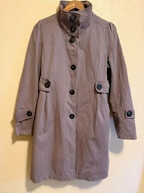 Classic High-Collar Button Coat in Grey